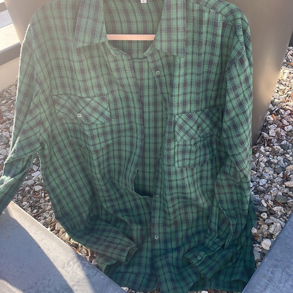 NOT IN LIVE SHOW Oversized green Plaid Flannel button Influencer long sleeve 90s - Picture 8 of 10